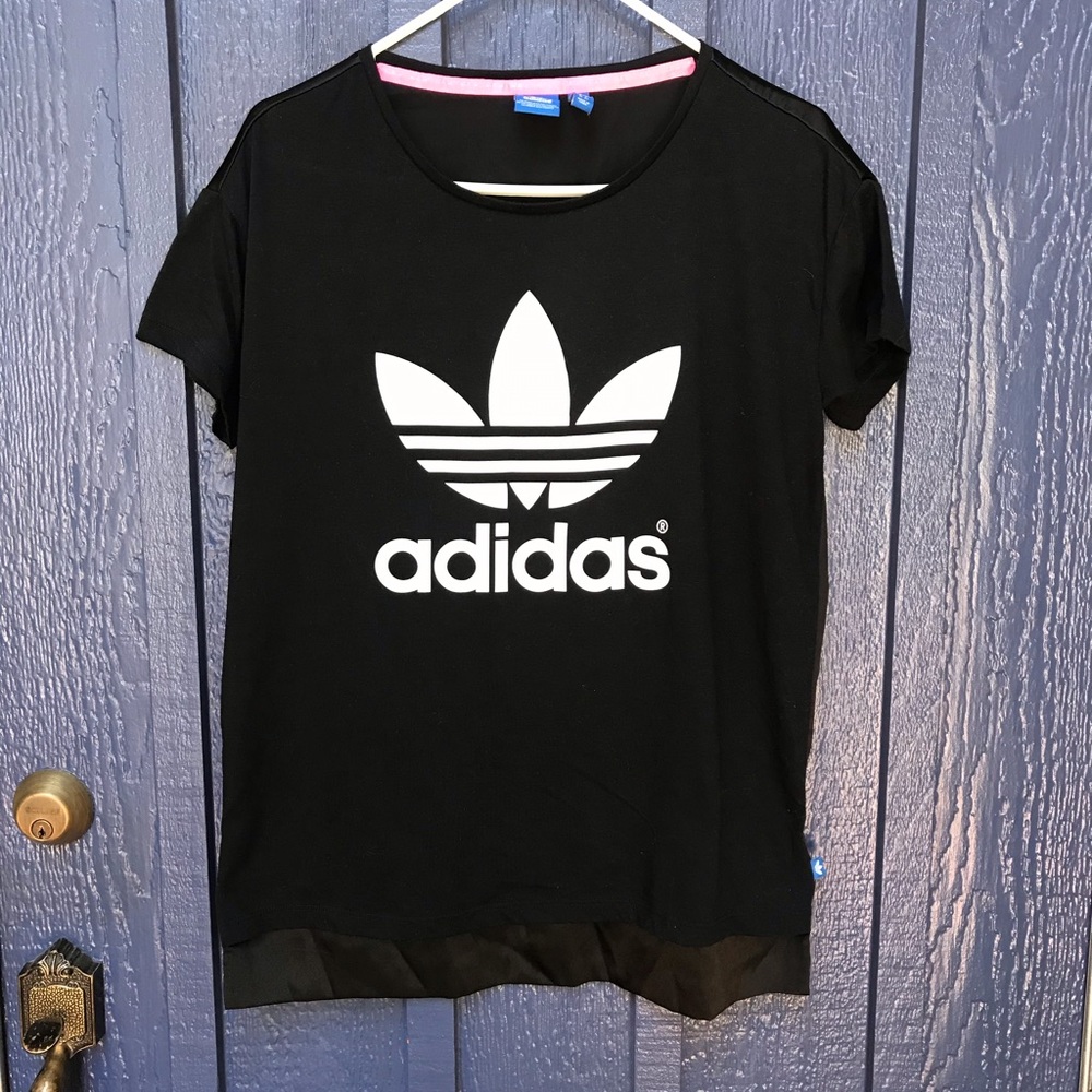 ADIDAS women short sleeve shirt